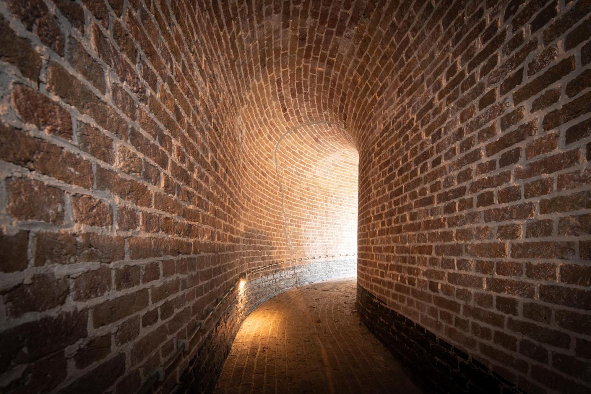 Fort Vuren Ngoại thất bức ảnh